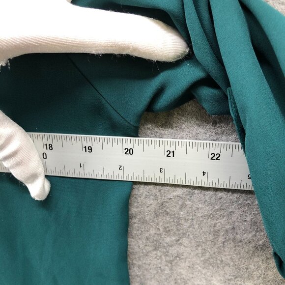 Express Portofino Shirt Womens M Emerald Green Chiffon Roll Tab Sleeve - Picture 8 of 9